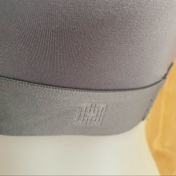 Natori • Gravity Racerback Low Impact Sports Bra in Slate Gray/Pink - Picture 4 of 10